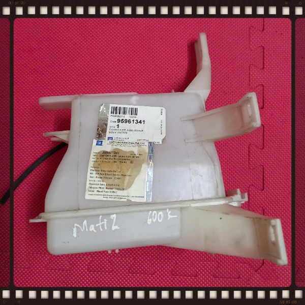 BÌNH NƯỚC RỬA KÍNH CHEVROLET SPARK 2011-2016 | 95961341