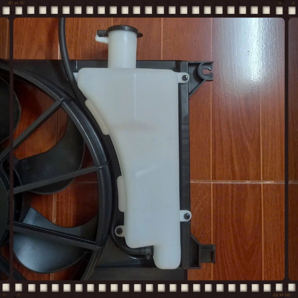 Quạt gió két nước xe Hyundai Avante 2011-2013 Mã 253803X000