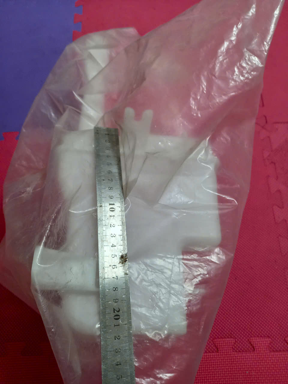 Bình nước rửa kính Kia Cerato 2010-2013 | 986201M100