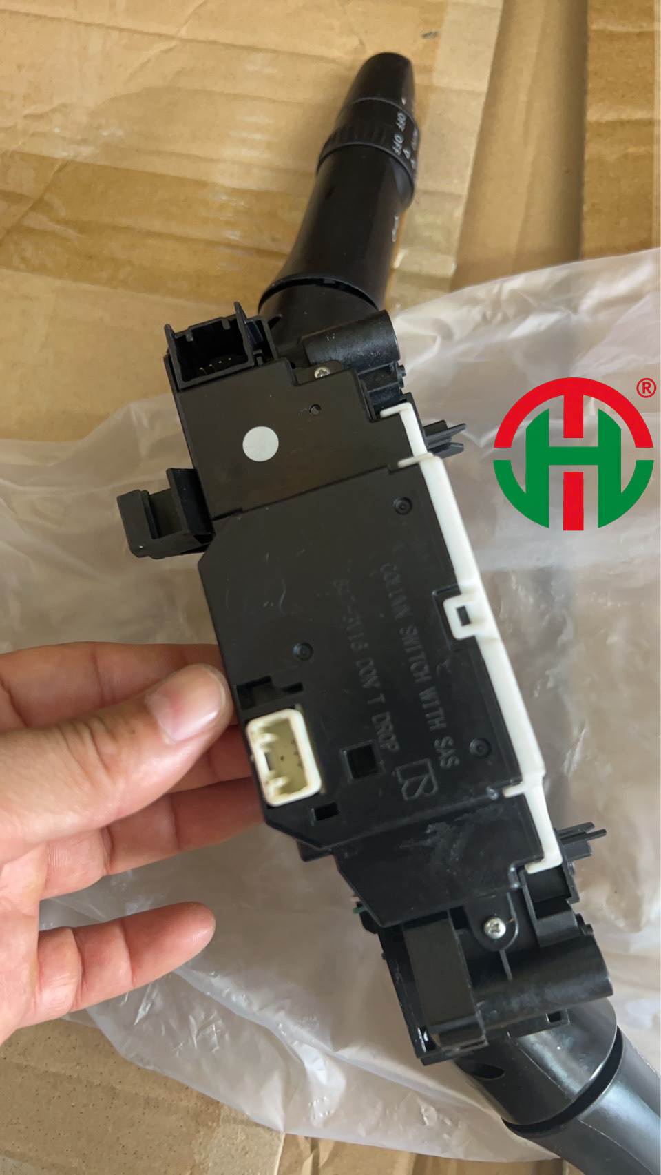 Cụm công tắc pha cốt và gạt mưa\ Công tắc xi nhan và gạt mưa Mitsubishi Xpander  8617A513 8600A733