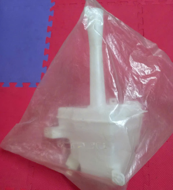 Bình nước rửa kính Kia Cerato 2010-2013 | 986201M100