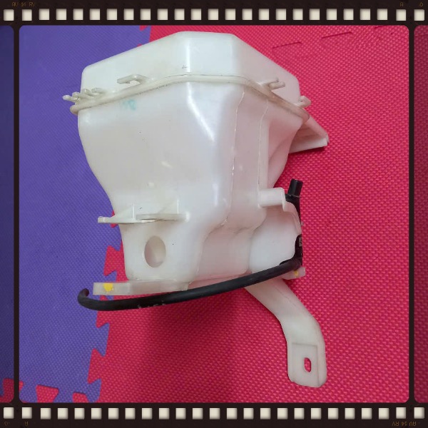 BÌNH NƯỚC RỬA KÍNH DAEWOO MATIZ 2010-2012 | 95961341