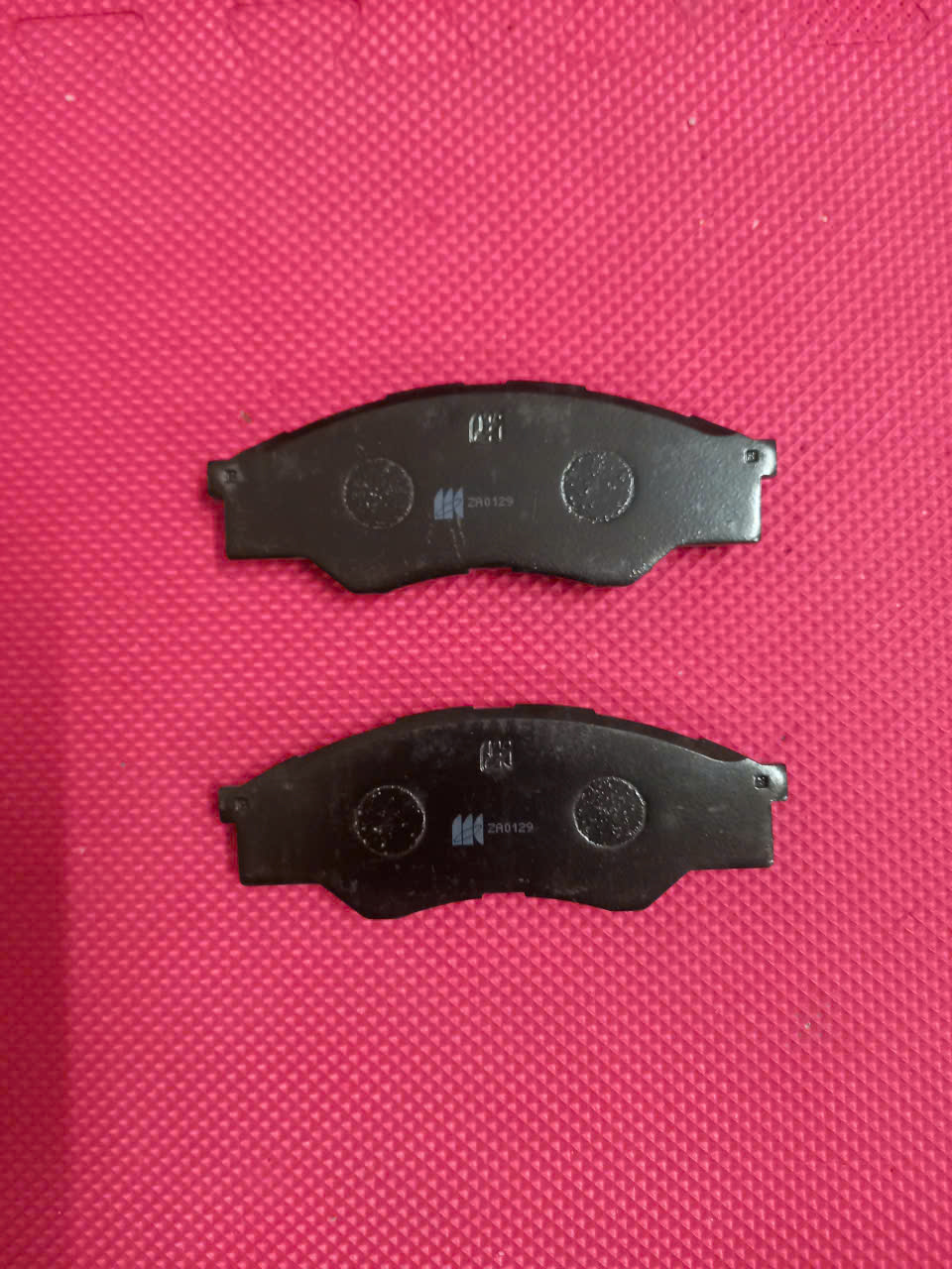 Má phanh trước Toyota Hilux 2004-2011 | 04465YZZT982 | D2275 (mã OE)