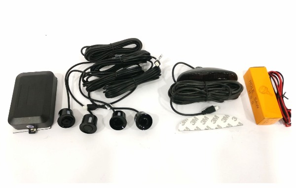 Cảm biến lùi 4 mắt màu đen