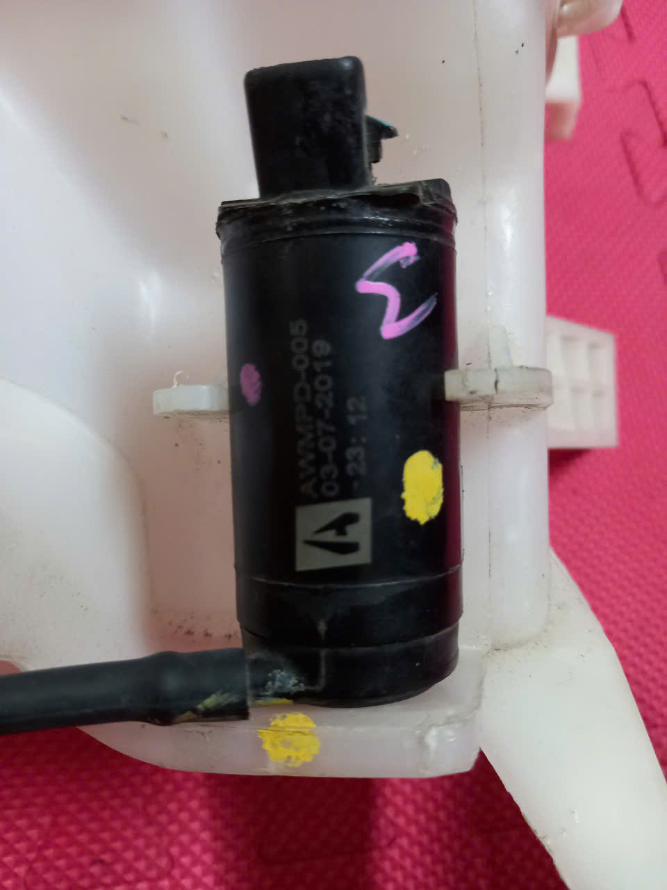 BÌNH NƯỚC RỬA KÍNH DAEWOO MATIZ 2010-2012 | 95961341