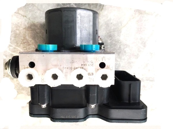 Cụm bơm ABS xe Toyota Camry