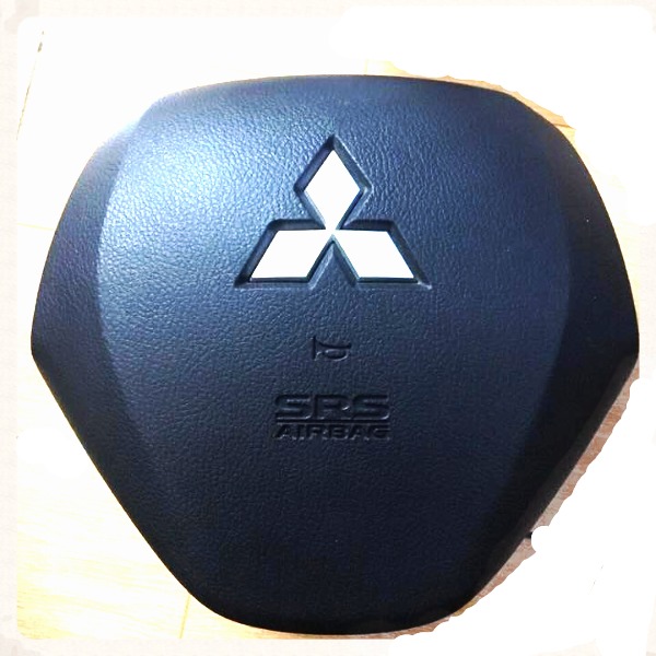 Túi khí vô lăng xe Mitsubishi Triton
