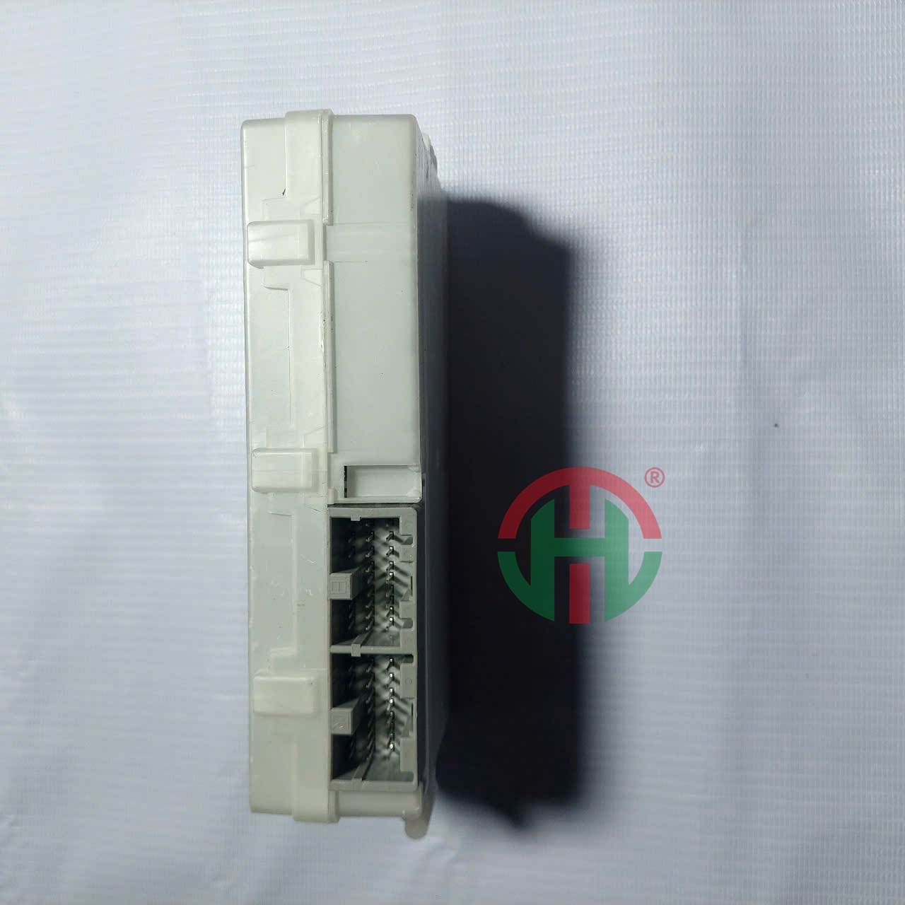HỘP ETACS XPANDER 8637B284