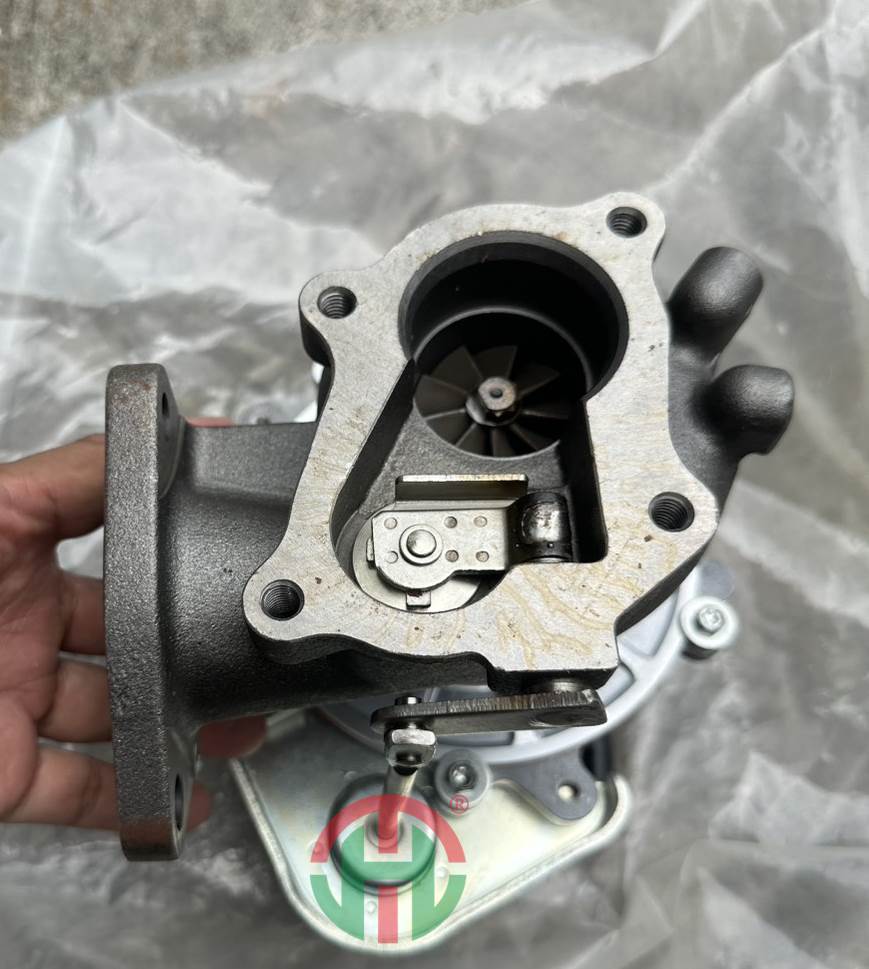 Turbo Toyota Fortuner 2006-2011 17201-0L030 172010L030