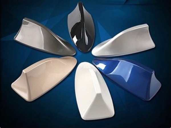 Ăng ten ô tô vây cá mập