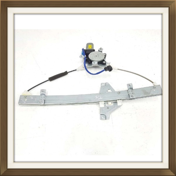 Compa lên xuống kính sau trái Daewoo Lacetti Mã P94566240