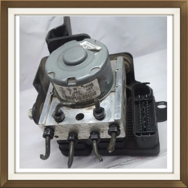 Cụm bơm ABS xe Hyundai Grand I10 2015 Máy 1.0 Mã 58900B4300