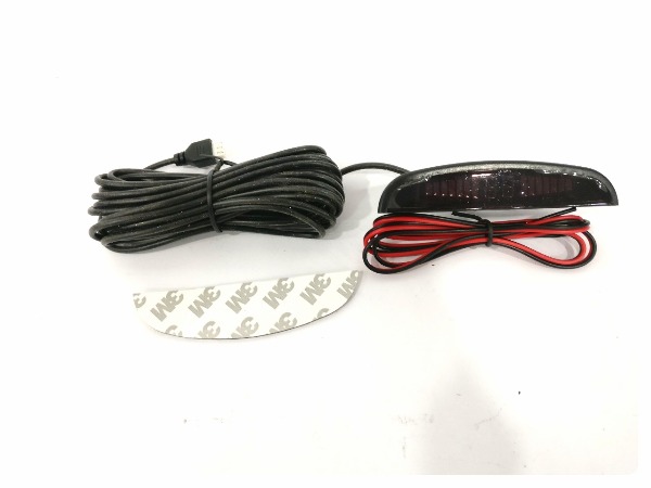 Cảm biến lùi 4 mắt màu đỏ