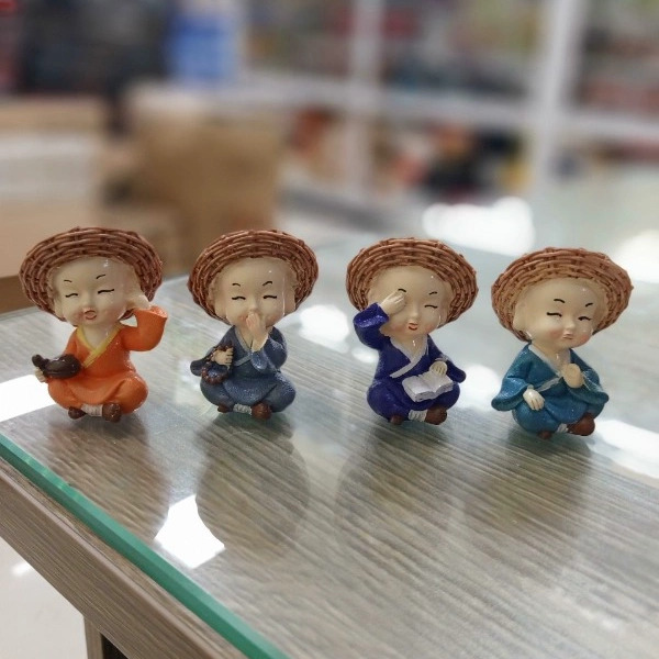 Phụ kiện trang trí mặt Taplo ô tô