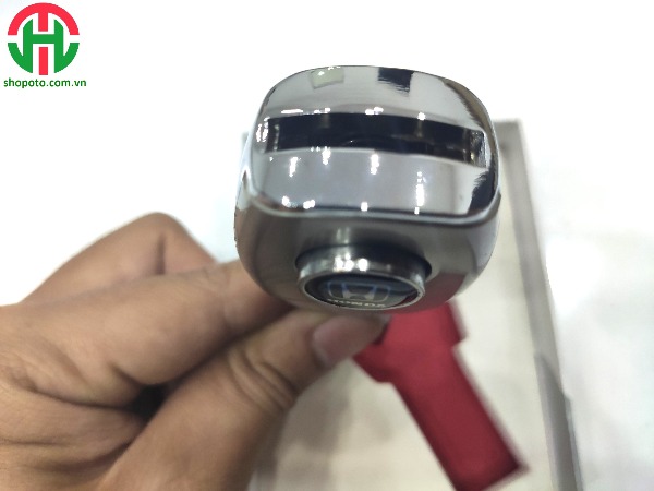 Chốt đai an toàn Honda có khe cắm dây