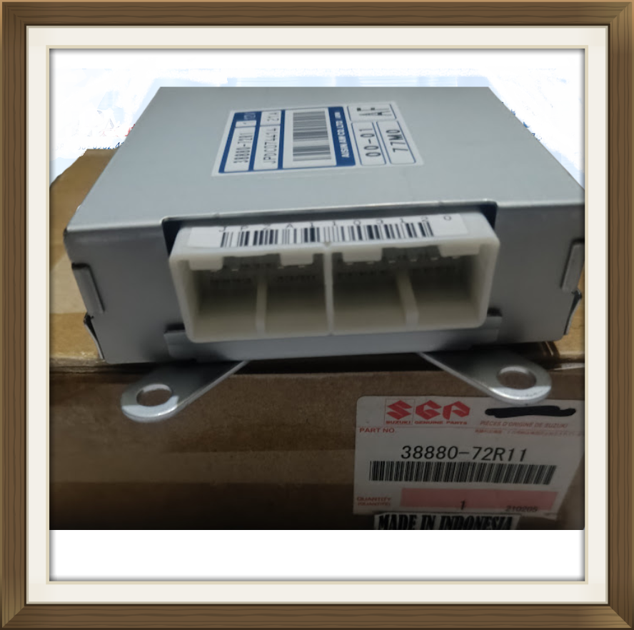 Hộp điều khiển hộp số xe Suzuki XL7 2022 Mã 38880-72R11