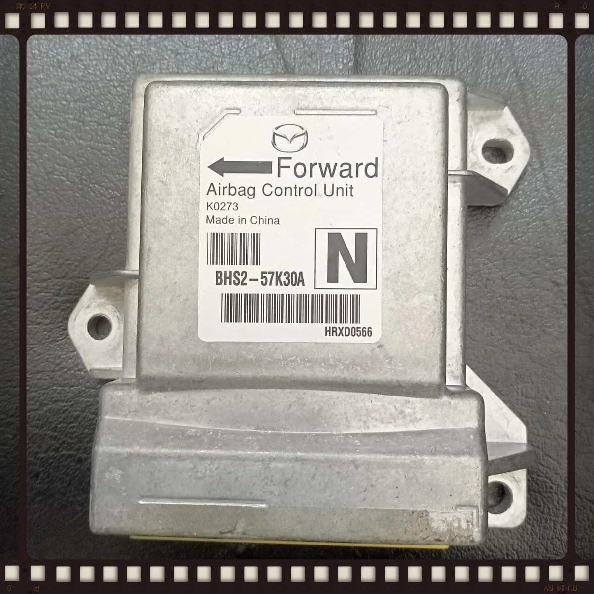 Hộp điều khiển túi khí Mazda 3 2015 Mã BHS2-57K30A