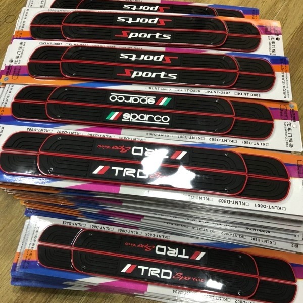 Nẹp bước chân chống trầy