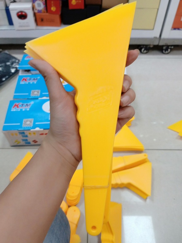 Dụng cụ dán tem, film, decal ô tô