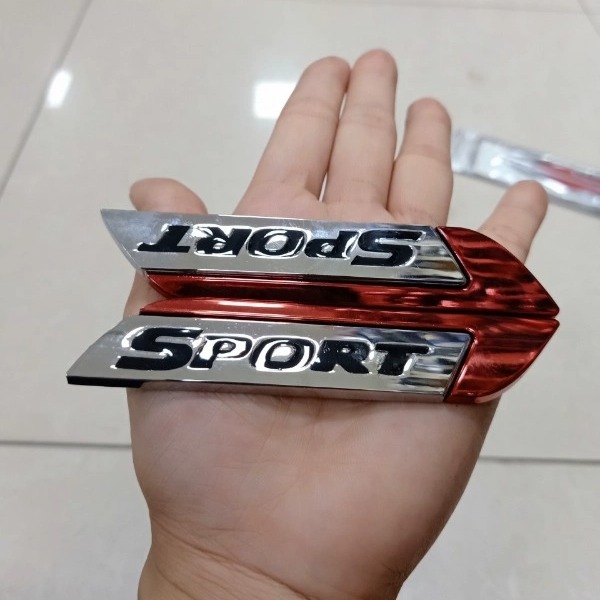 Nẹp trang trí ốp sườn xe