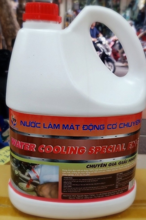 Nước làm mát động cơ ô tô