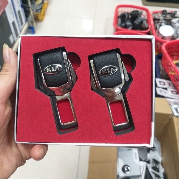 Gài dây đai an toàn ô tô theo hãng xe