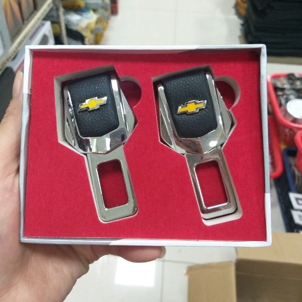 Gài dây đai an toàn ô tô theo hãng xe