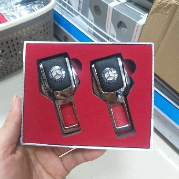 Gài dây đai an toàn ô tô theo hãng xe