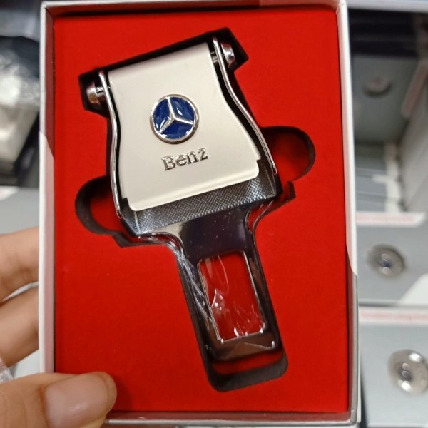 Gài dây đai an toàn ô tô theo hãng xe