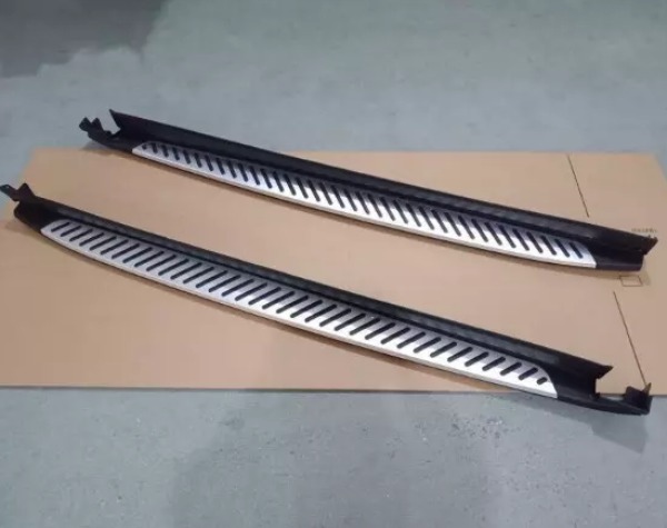 Bậc lên xuống xe Vinfast Lux Sa