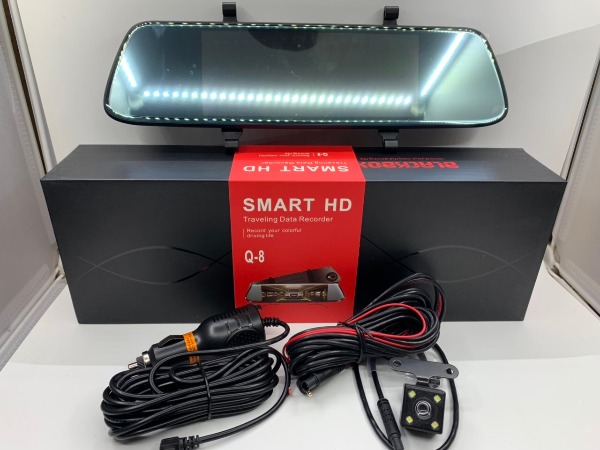 Camera hành trình BlackBox Q8