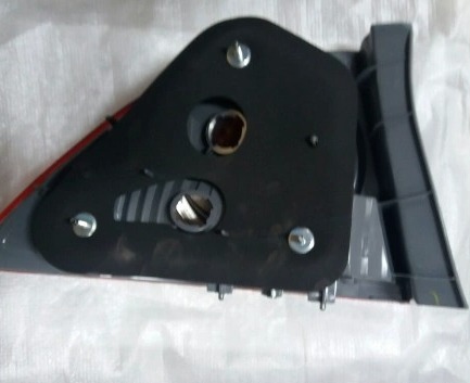 Đèn hậu ngoài bên phụ Honda Civic 2007