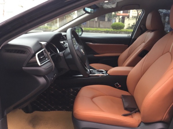 Toyota Camry 2.0 G 2019