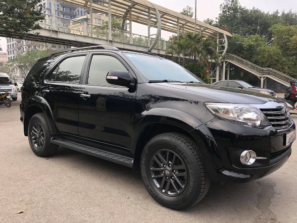 Toyota Fortuner 2.7 V 2016 AT