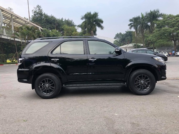 Toyota Fortuner 2.7 V 2016 AT