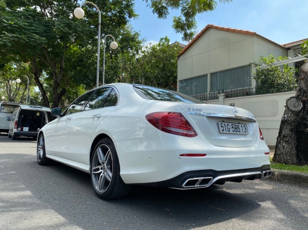 Mercedes E300 AMG 2017