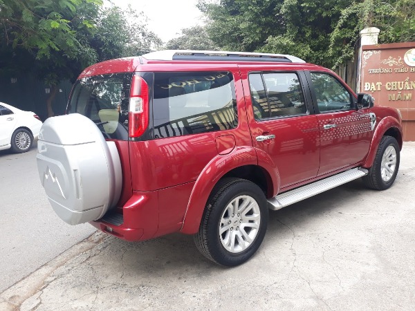 Ford Everest 2.5 MT 2014