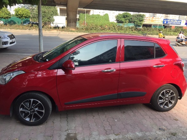 Hyundai I10 AT 2016