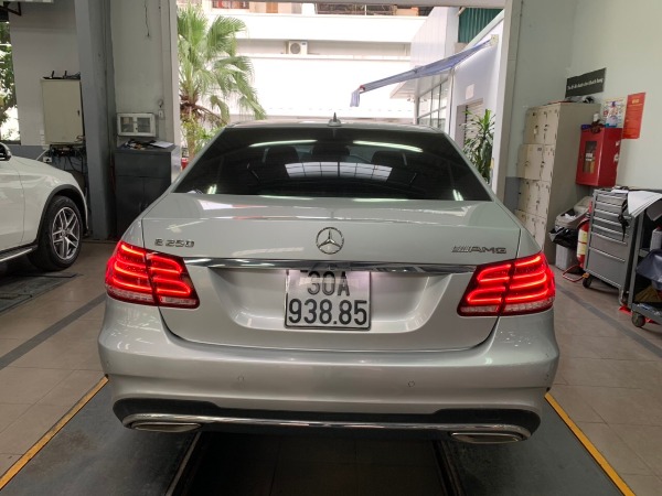 Mercedes E250 AMG 2015