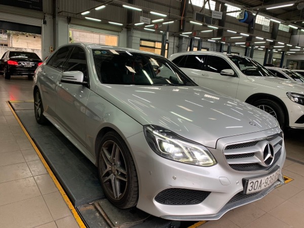 Mercedes E250 AMG 2015