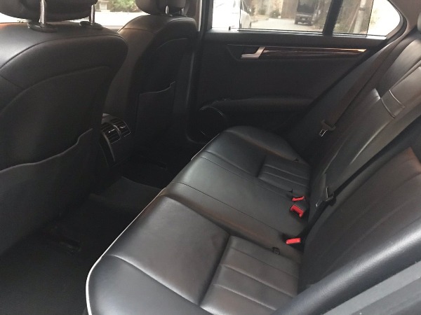 Mercedes Benz C250 Blue Efficency Model 2012