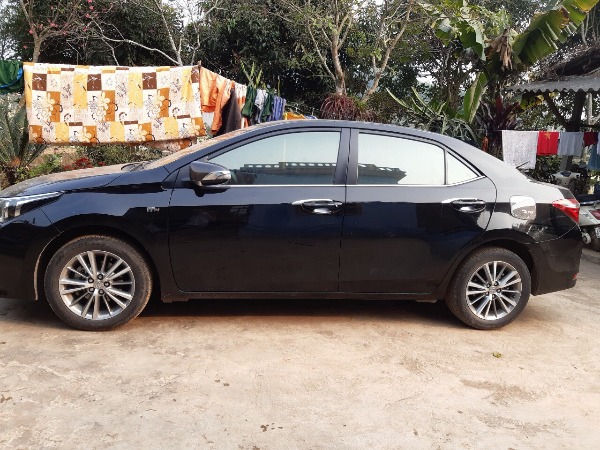 Toyota Corolla Altis AT 2015