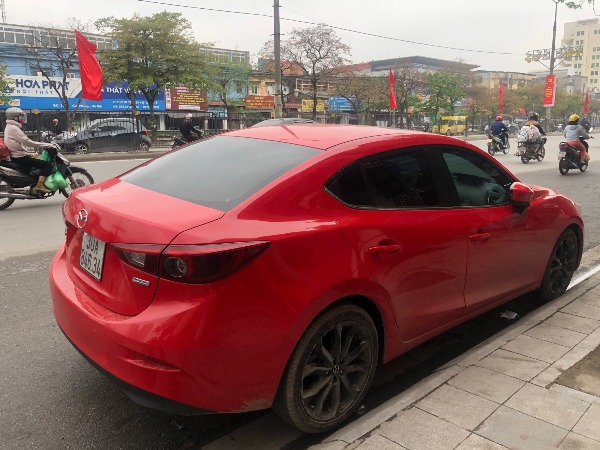 Mazda 3 AT 2015
