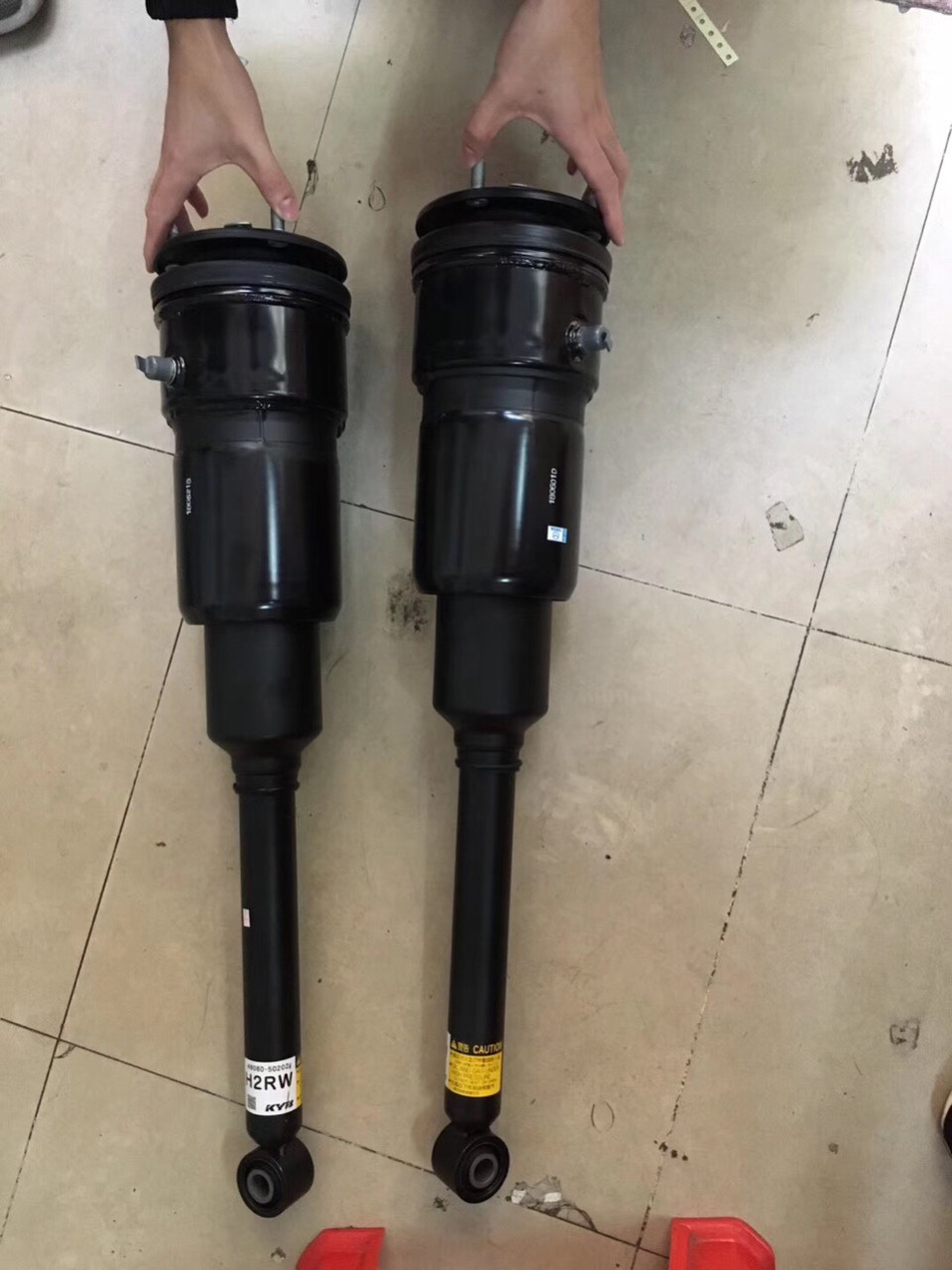 Chuyên cung cấp phụ tùng giảm xóc các dòng xe ô tô