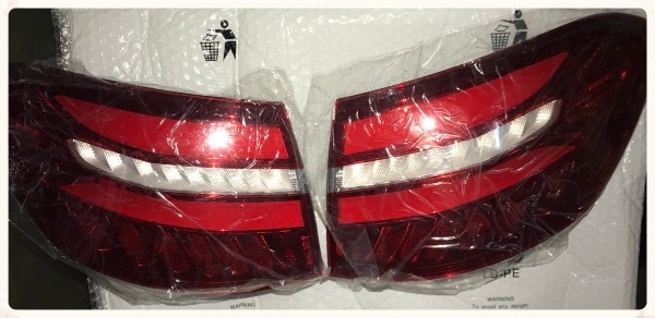 Đèn hậu xe Mercedes GLC class