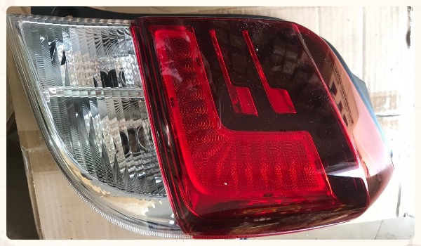 Đèn hậu Toyota Wigo