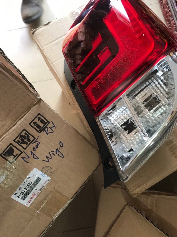 Đèn hậu Toyota Wigo