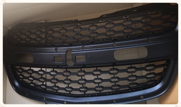 Mặt ca lăng Chevrolet Colorado