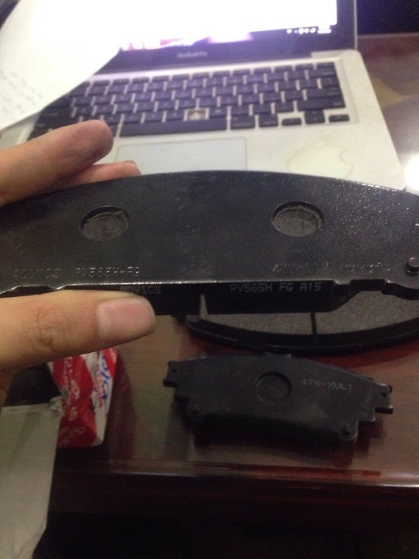 Má phanh sau Lexus RX350