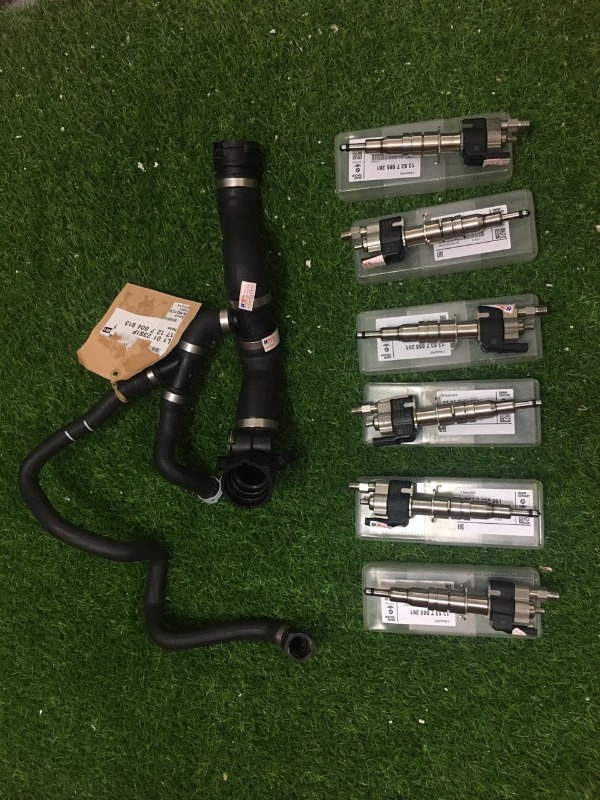 Ống nước Rolls Royce